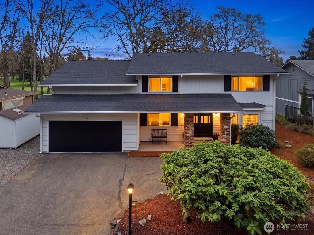 8410 Zircon Drive SW Lakewood WA 98498