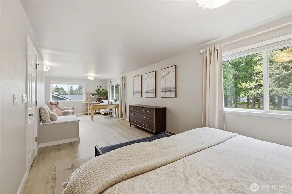 8410 Zircon Drive SW Lakewood WA 98498
