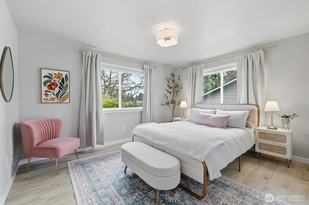 8410 Zircon Drive SW Lakewood WA 98498