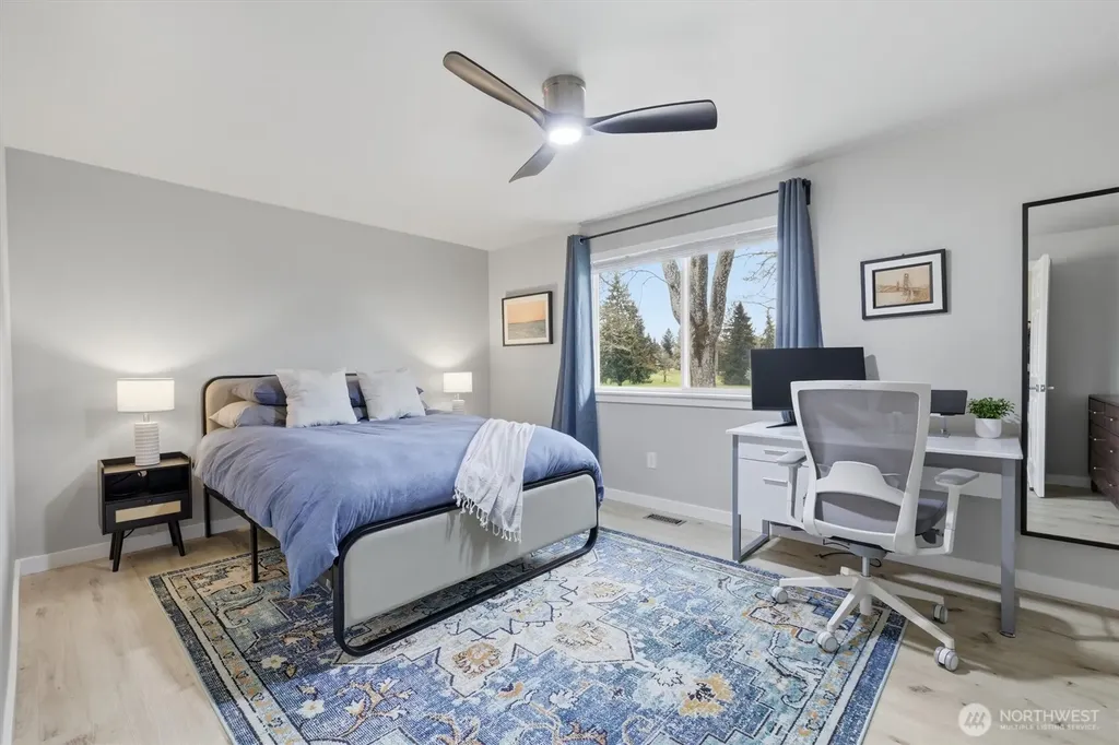 8410 Zircon Drive SW Lakewood WA 98498