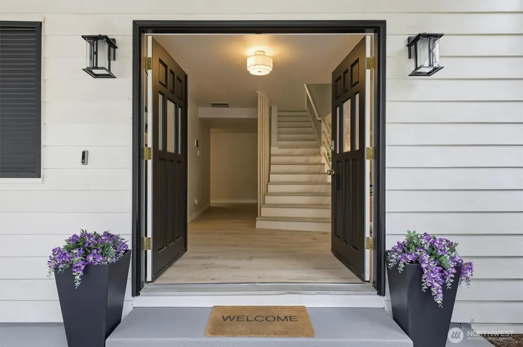 8410 Zircon Drive SW Lakewood WA 98498