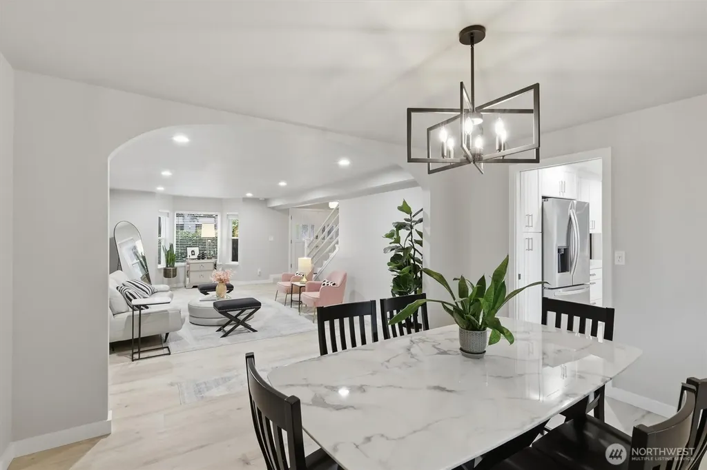 8410 Zircon Drive SW Lakewood WA 98498