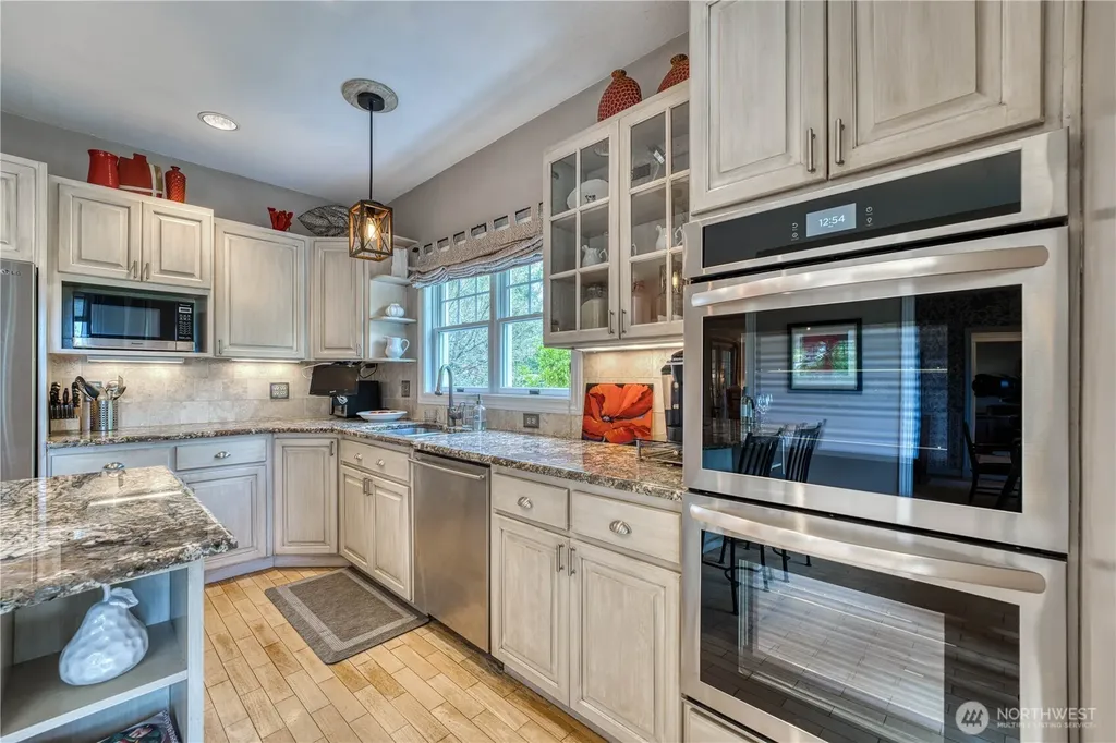 10295 NE West Kingston Road Kingston WA 98346