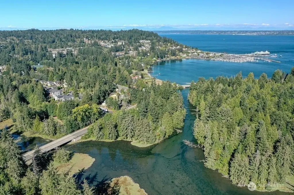 10295 NE West Kingston Road Kingston WA 98346