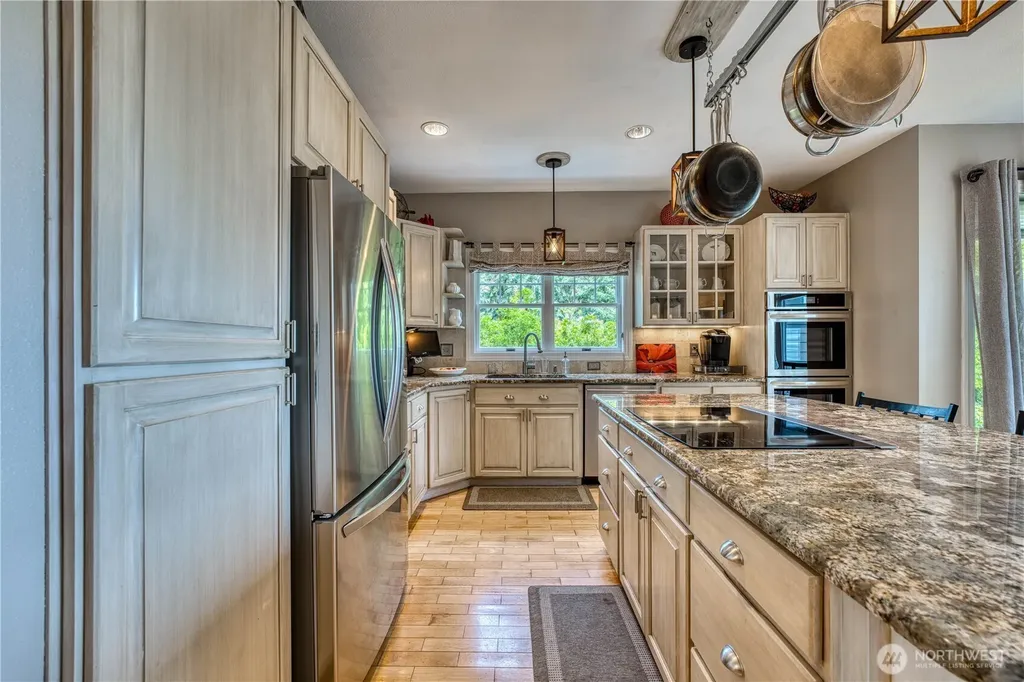 10295 NE West Kingston Road Kingston WA 98346