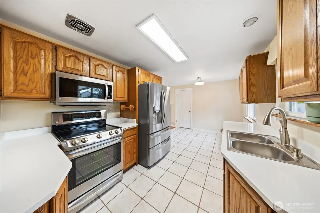 1106 26th Street SE Auburn WA 98002