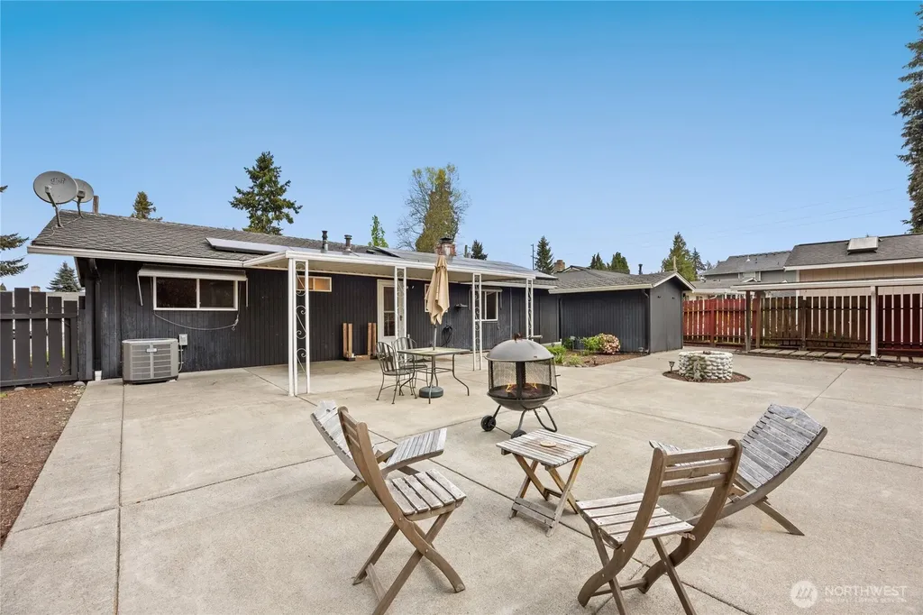 1106 26th Street SE Auburn WA 98002