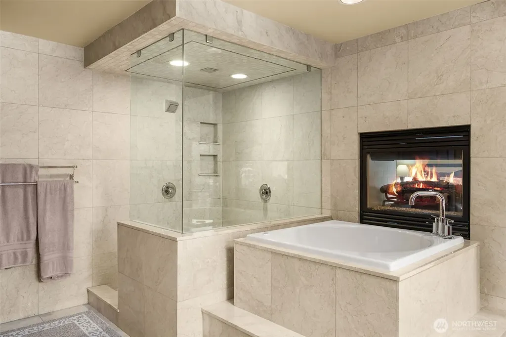 2155 N 128th Street Seattle WA 98133