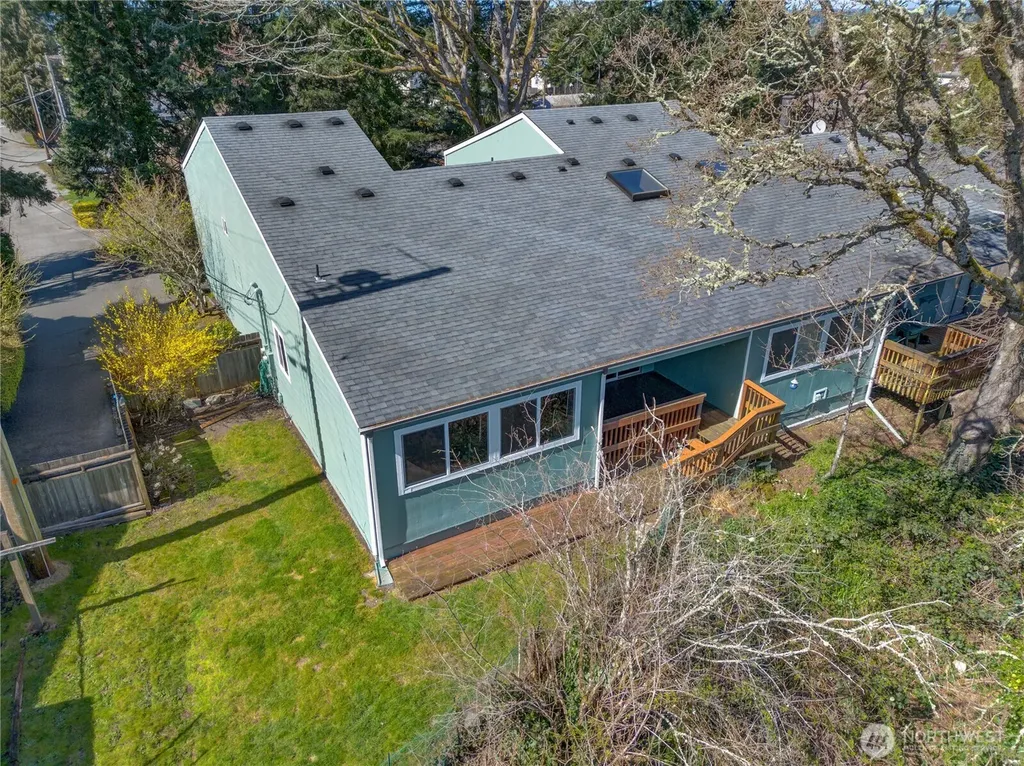 3023 Bridgeport Way W University Place WA 98466