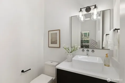 6233 Carleton Avenue S Seattle WA 98108