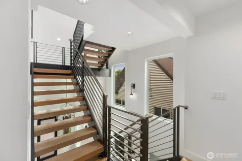 6233 Carleton Avenue S Seattle WA 98108