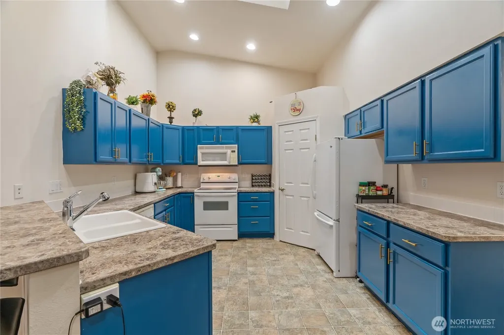 3141 Sanderling Drive Hoquiam WA 98550