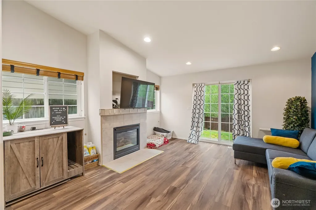3141 Sanderling Drive Hoquiam WA 98550