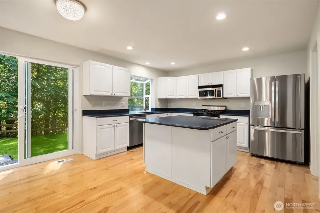 7825 Cortland Ave SE Snoqualmie WA 98065