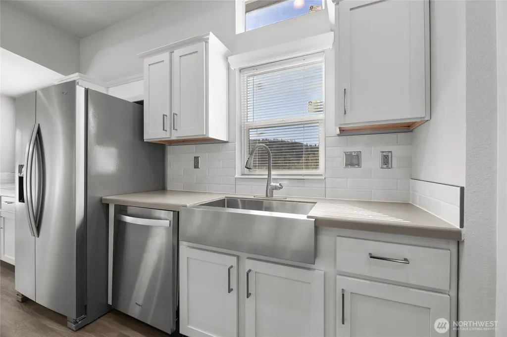 2126 Glacier Street Enumclaw WA 98022