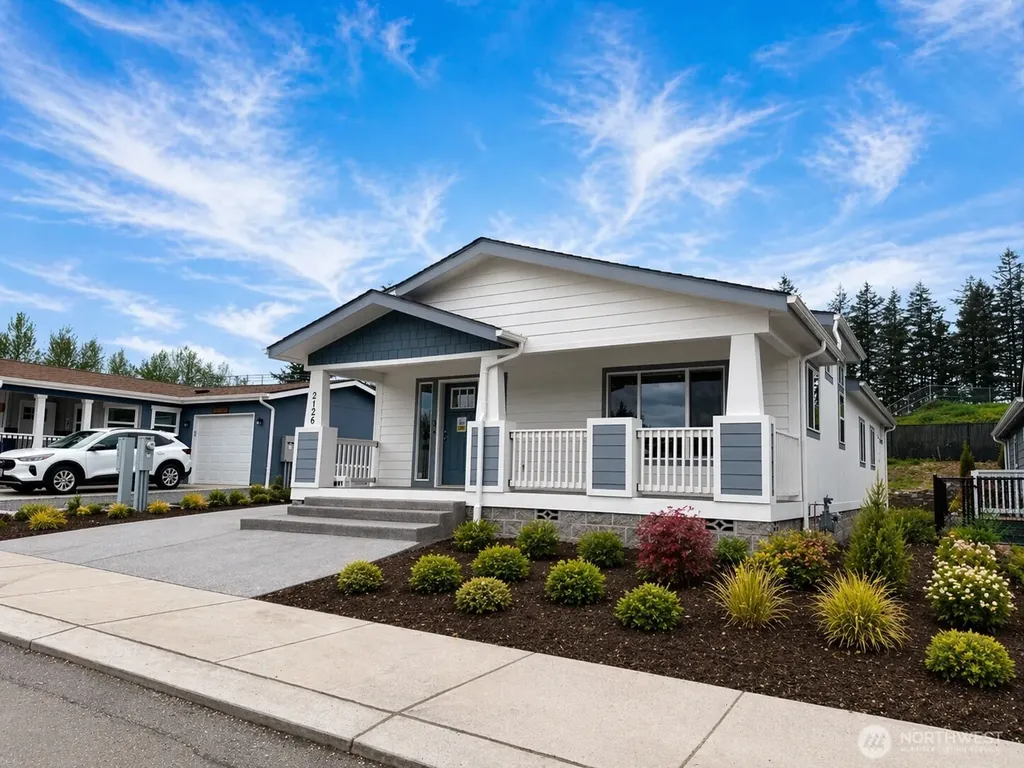 2126 Glacier Street Enumclaw WA 98022