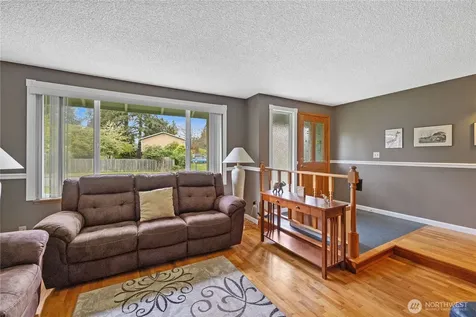 6222 185th Street SW Lynnwood WA 98037