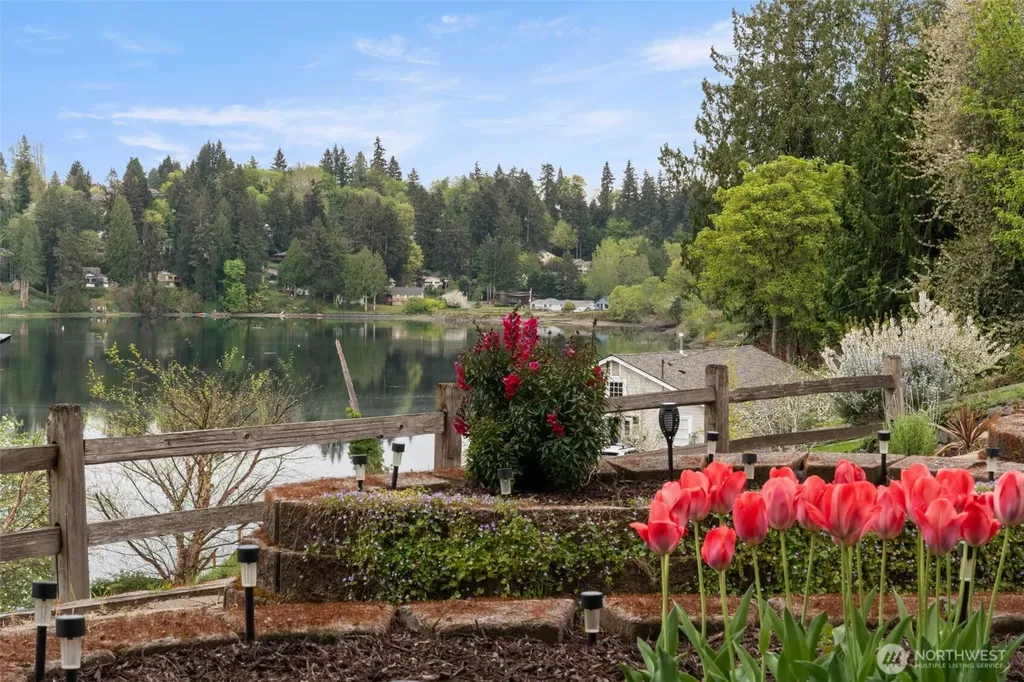 2490 Rocky Point Road NW Bremerton WA 98312