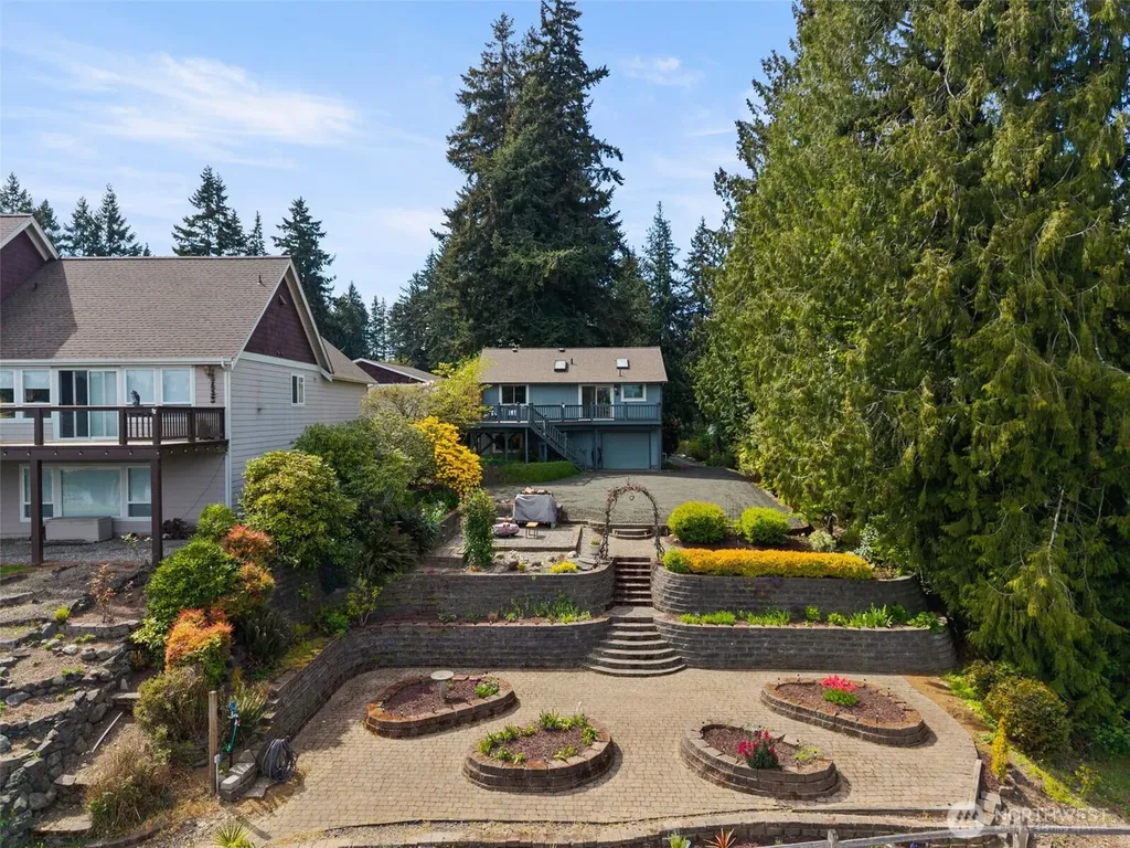 2490 Rocky Point Road NW Bremerton WA 98312