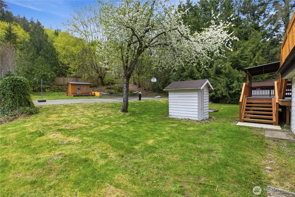 19827 Renton-maple Valley Road SE Maple Valley WA 98038