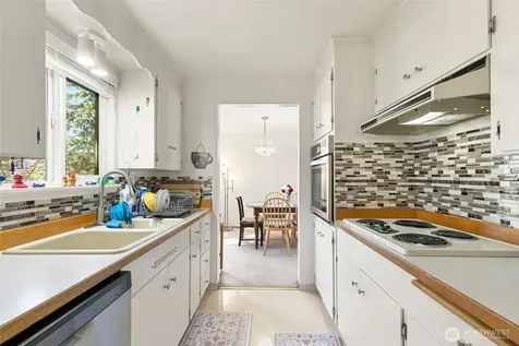 135 NW 181st Street Shoreline WA 98177