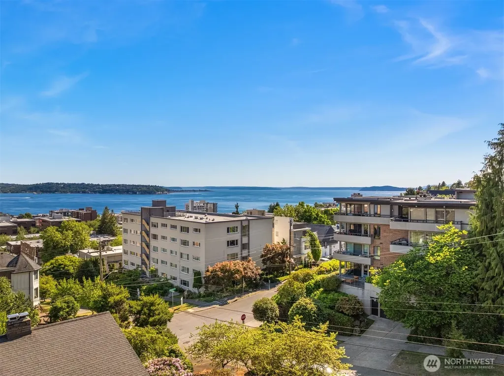 1012 2nd Avenue W Seattle WA 98119
