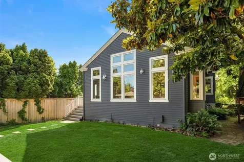 1012 2nd Avenue W Seattle WA 98119