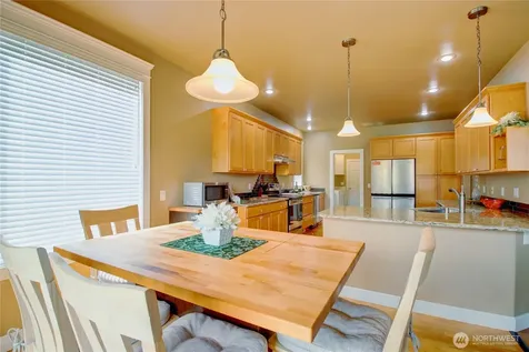 4304 Landmark Drive Mount Vernon WA 98274