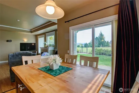 4304 Landmark Drive Mount Vernon WA 98274