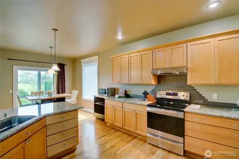 4304 Landmark Drive Mount Vernon WA 98274