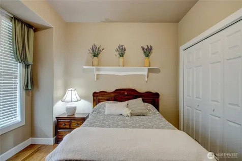 4304 Landmark Drive Mount Vernon WA 98274