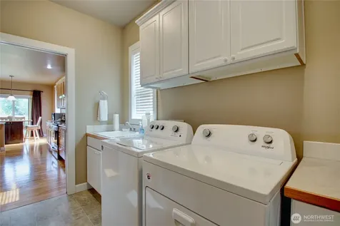 4304 Landmark Drive Mount Vernon WA 98274