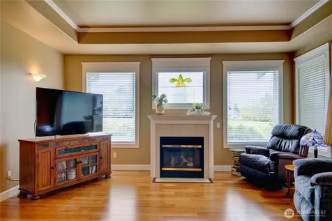 4304 Landmark Drive Mount Vernon WA 98274