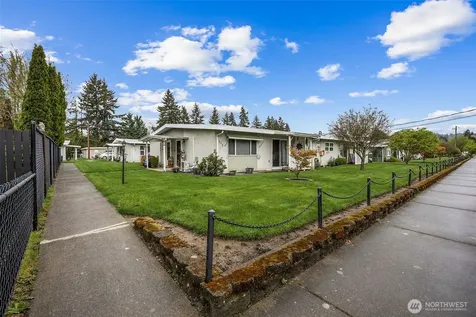 319 7th Place SE Puyallup WA 98372