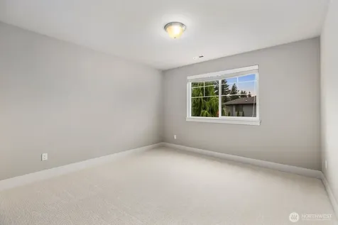 3725 200th Place SE Bothell WA 98012