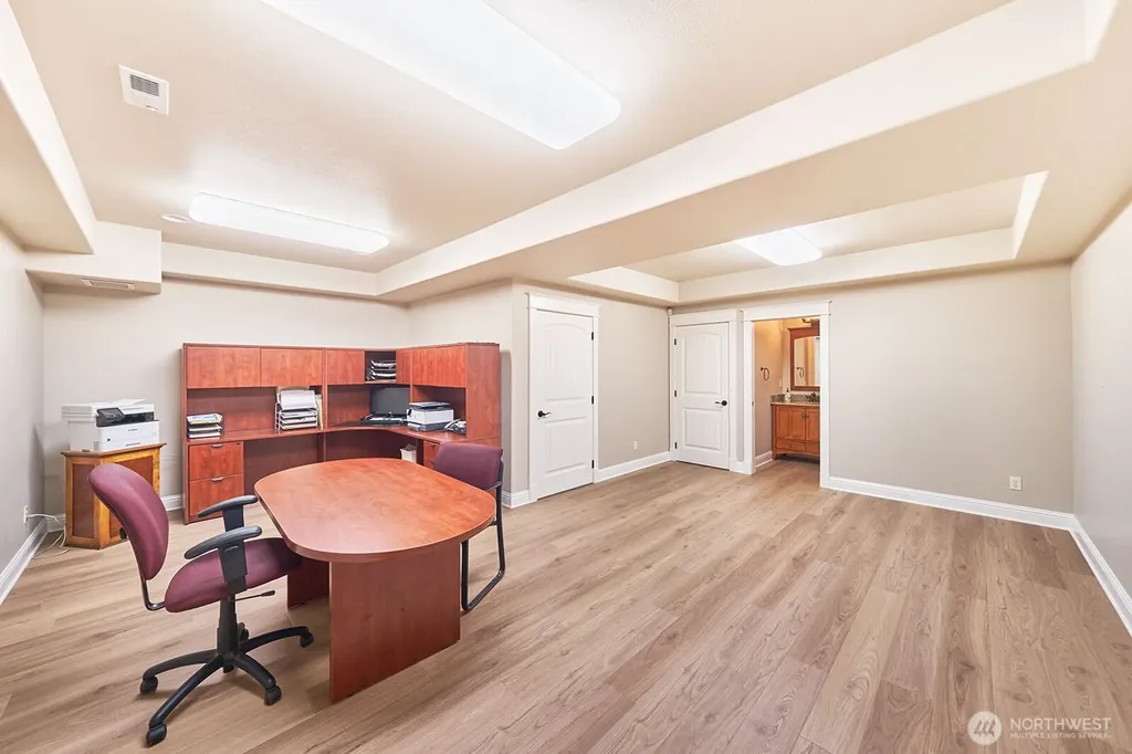 205 26th Street NW Long Beach WA 98631