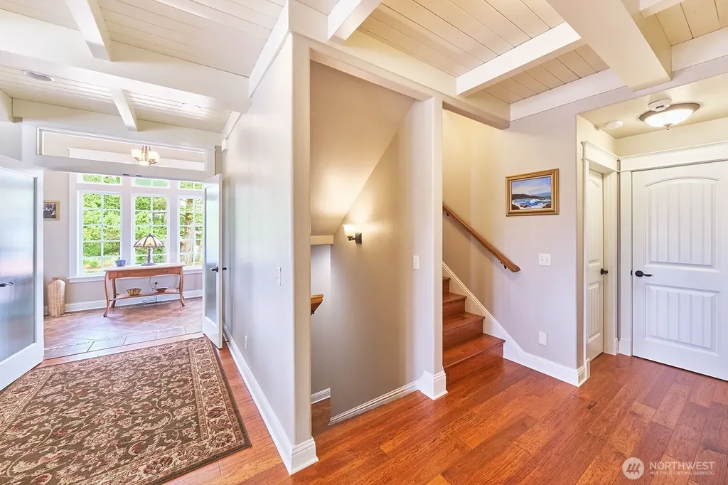 205 26th Street NW Long Beach WA 98631