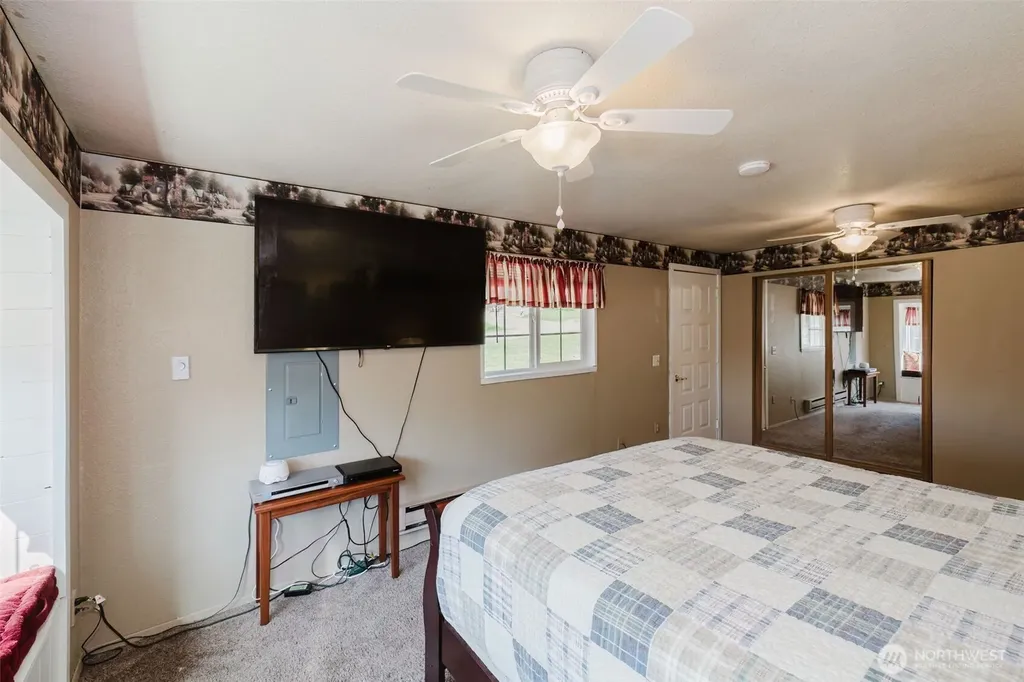 3415 SE Carmae Drive Port Orchard WA 98366
