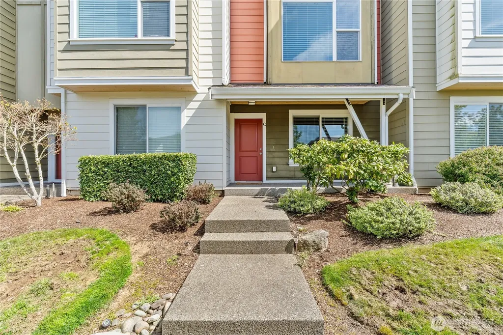 17410 118th Avenue Ct E Puyallup WA 98374