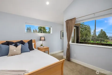 3010 NE 55th Street Seattle WA 98105