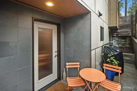 3010 NE 55th Street Seattle WA 98105