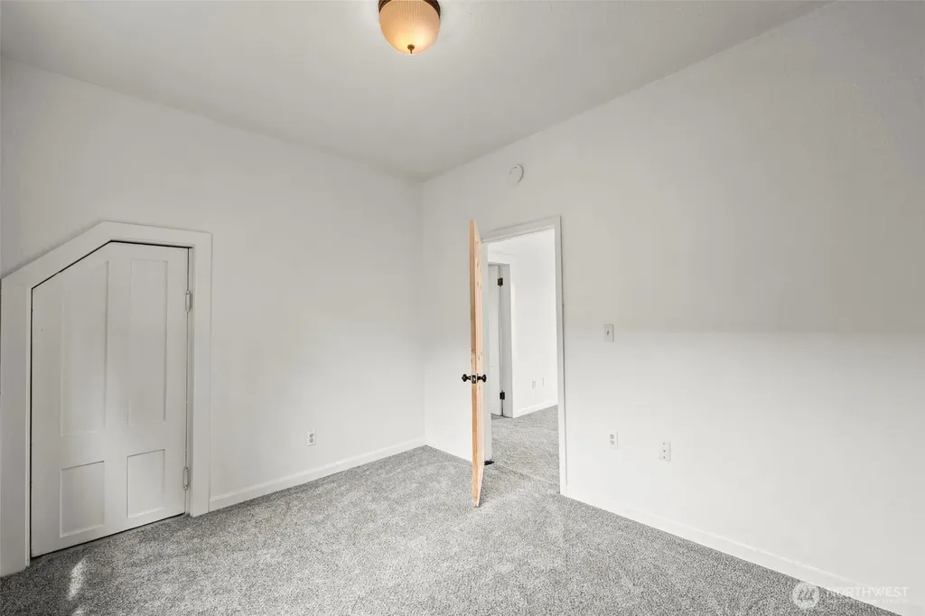2204 S 12th Street Tacoma WA 98405
