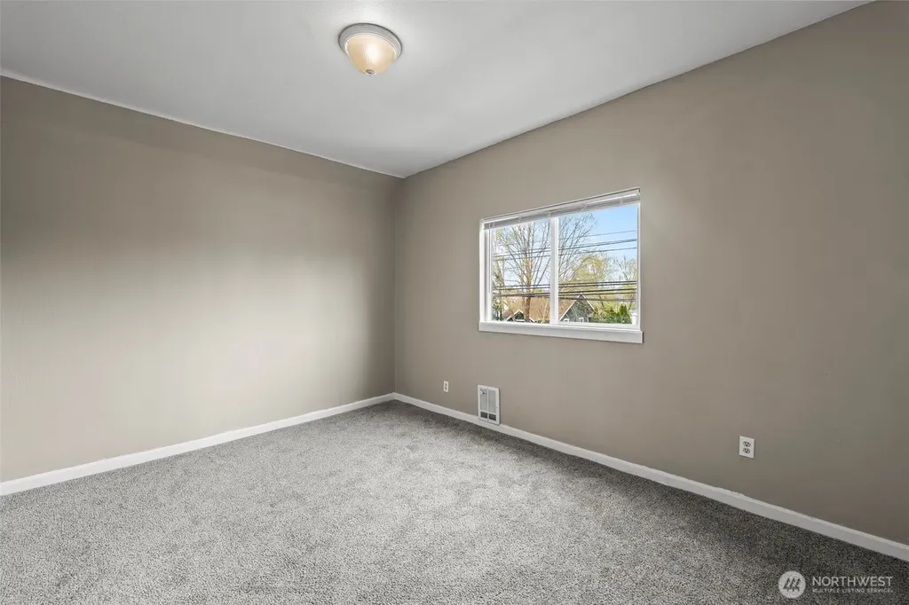 2204 S 12th Street Tacoma WA 98405