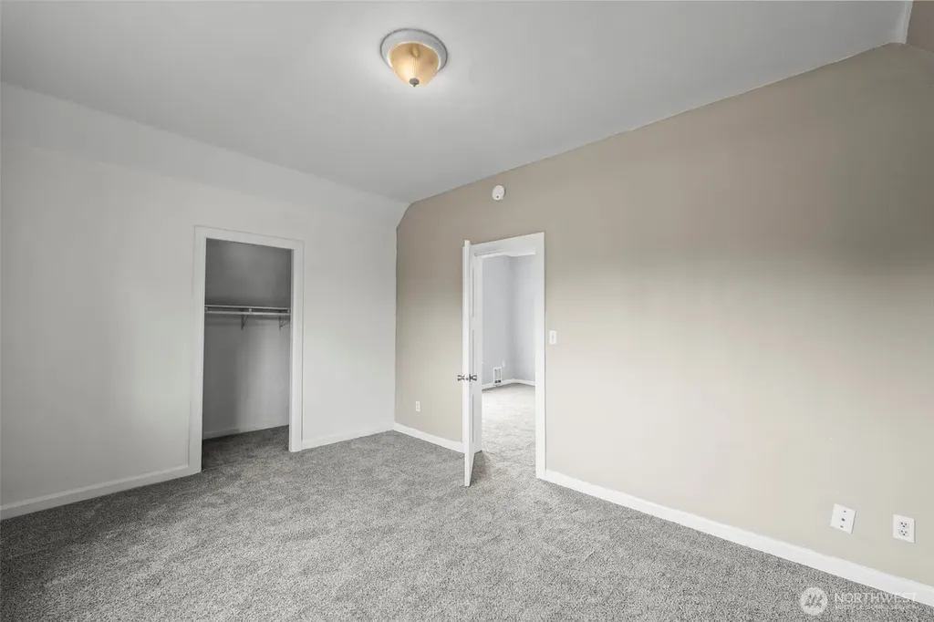 2204 S 12th Street Tacoma WA 98405