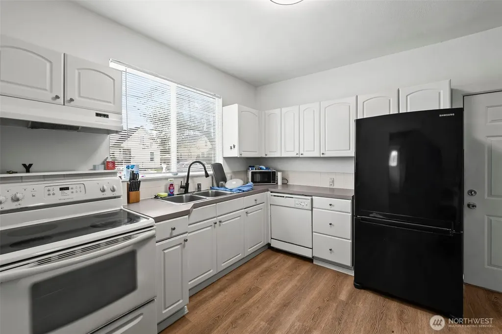 2204 S 12th Street Tacoma WA 98405