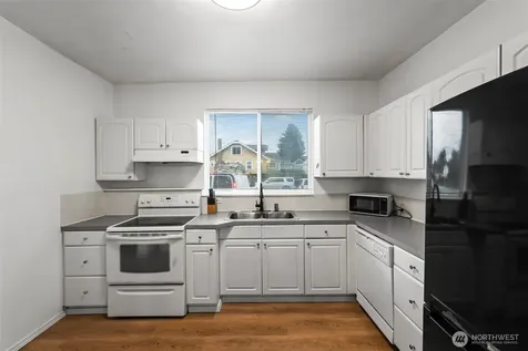 2204 S 12th Street Tacoma WA 98405