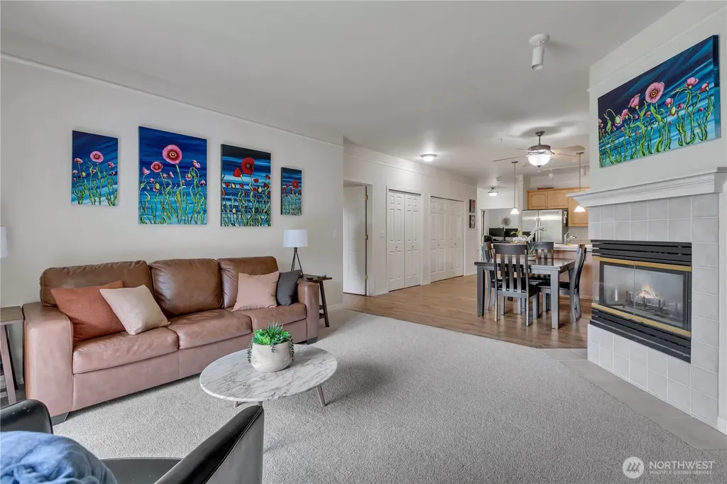 23009 Lakeview Drive Mountlake Terrace WA 98043