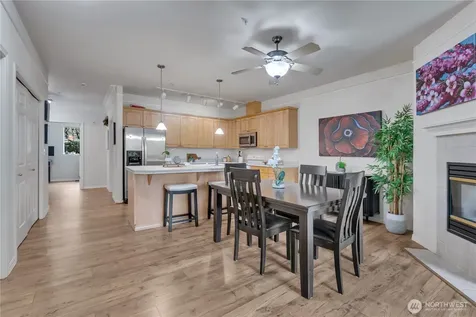 23009 Lakeview Drive Mountlake Terrace WA 98043