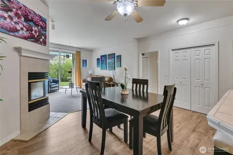 23009 Lakeview Drive Mountlake Terrace WA 98043