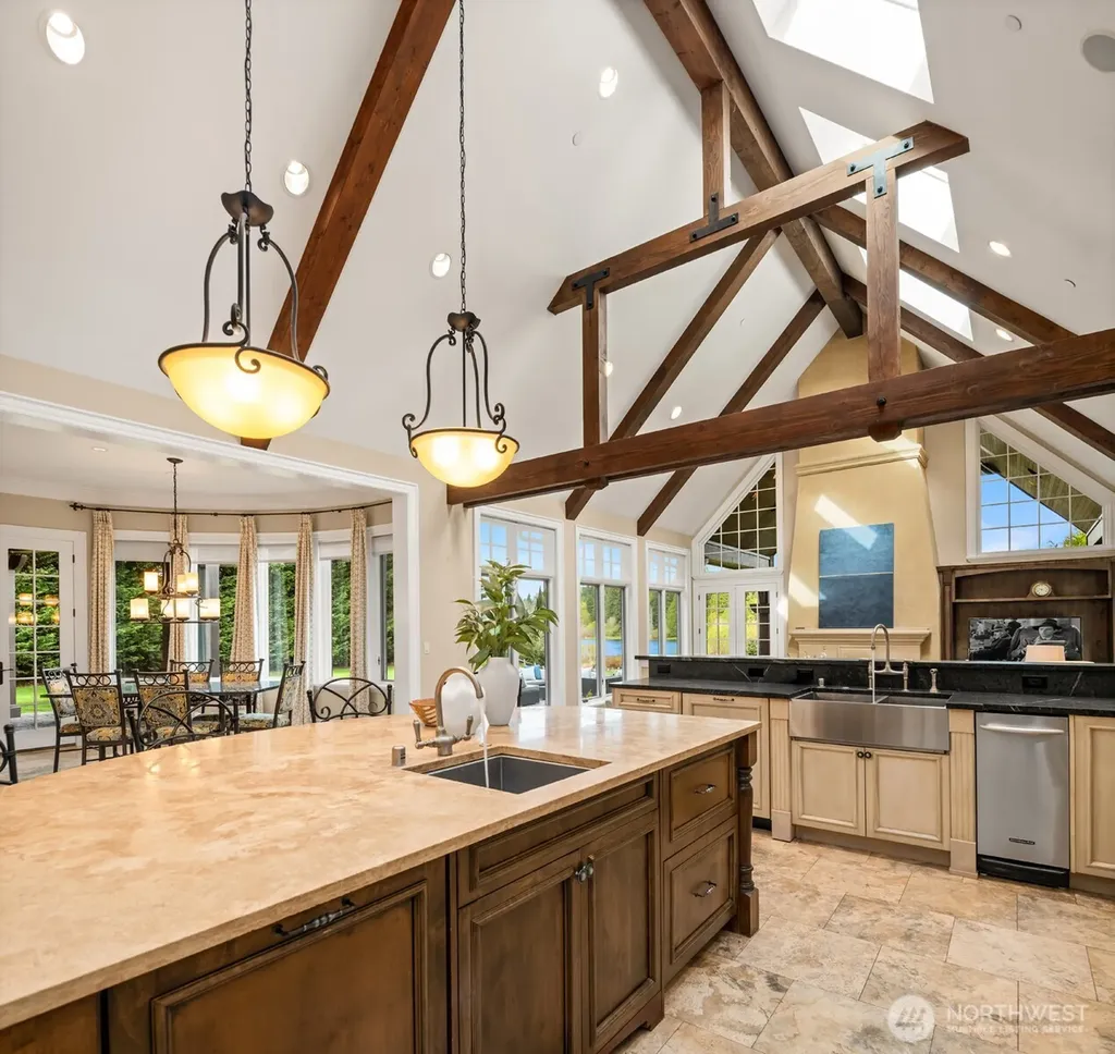 745 250th Lane NE Sammamish WA 98074
